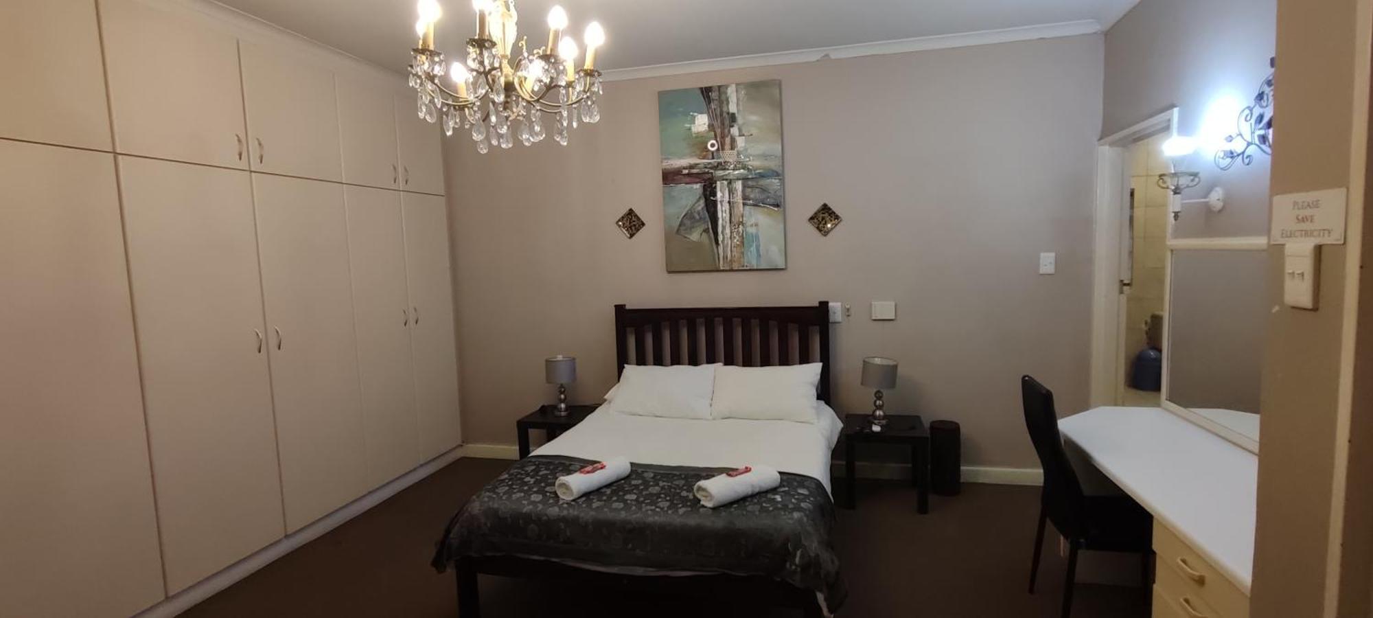 Sunbell Ventures Guesthouse ケープタウン エクステリア 写真