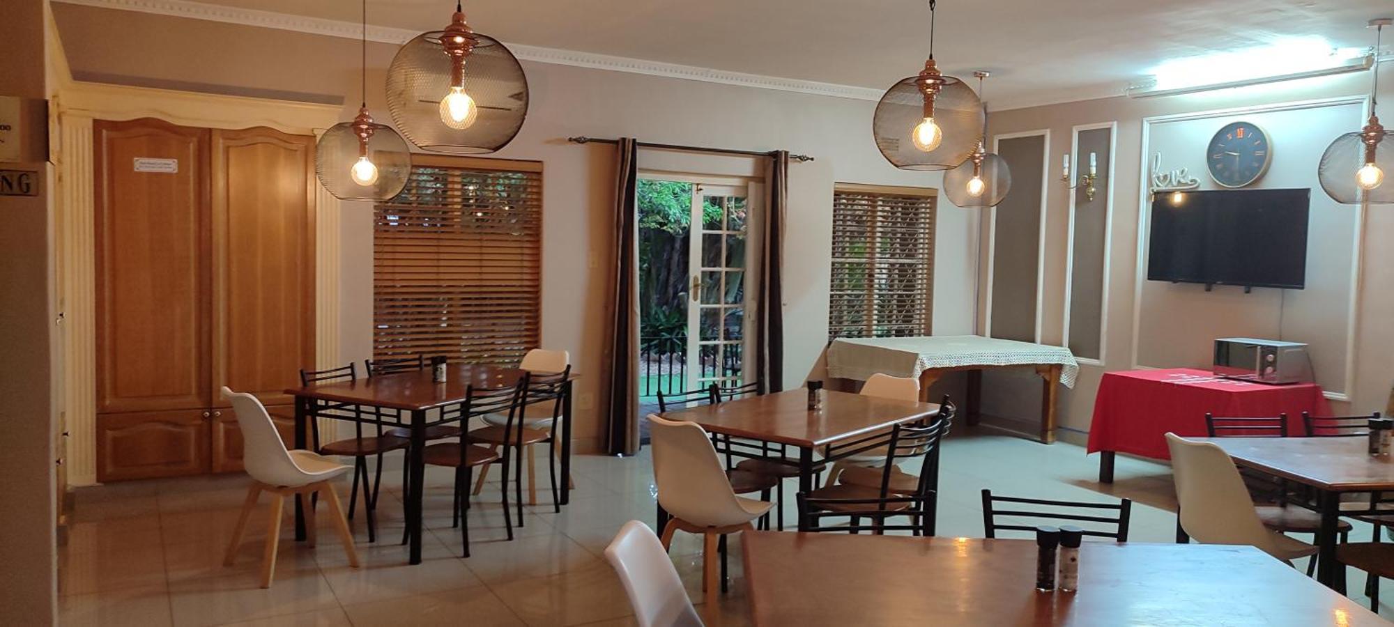 Sunbell Ventures Guesthouse ケープタウン エクステリア 写真